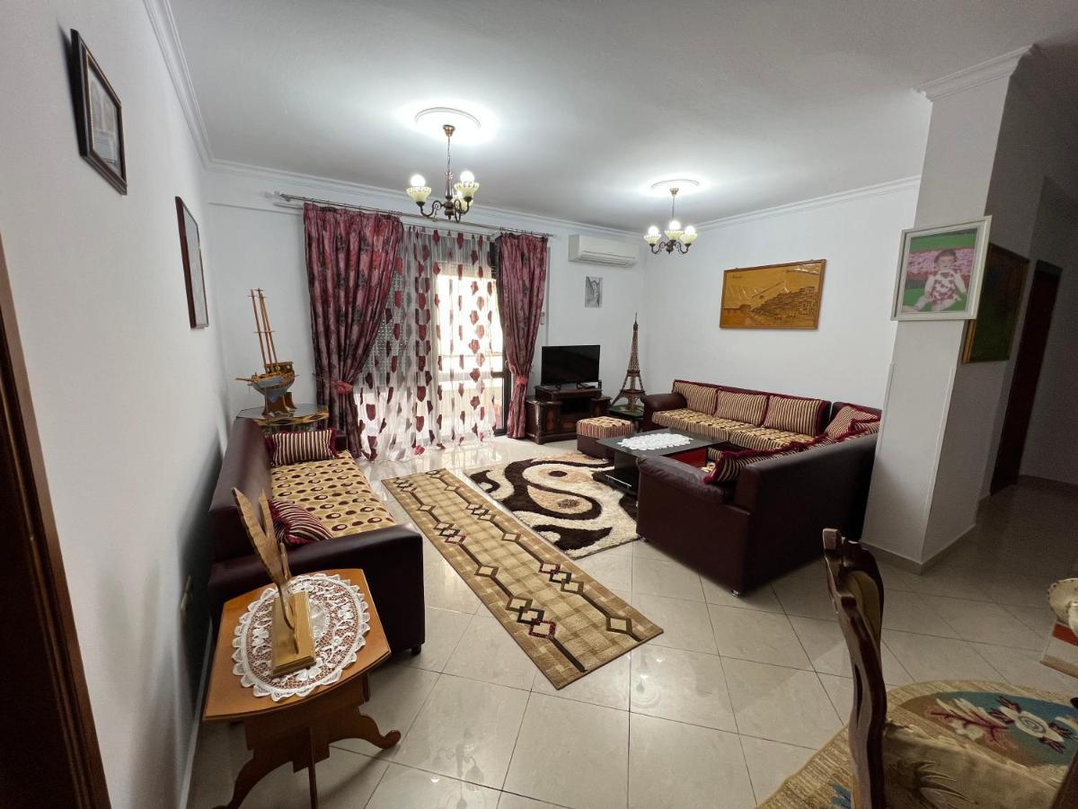 Entire Apartment Castle View Berat Exterior photo
